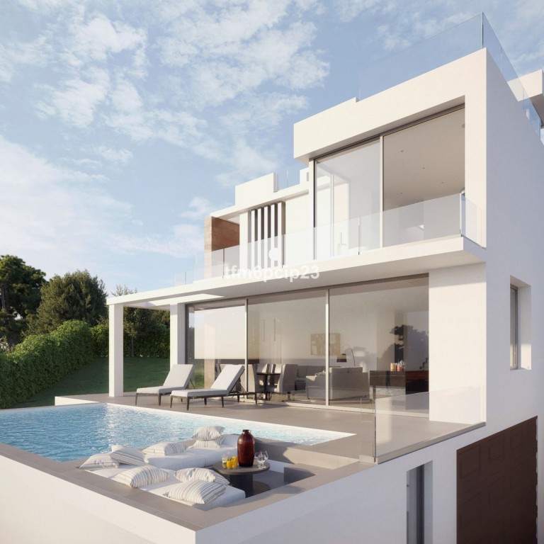 po-1256741-imagen - El Club del Propietario Imagen 1 de Casa-Chalet en Venta en Estepona Málaga