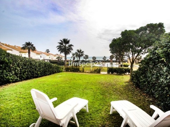 Imagen 1 de Casa-Chalet en Venta en Duquesa