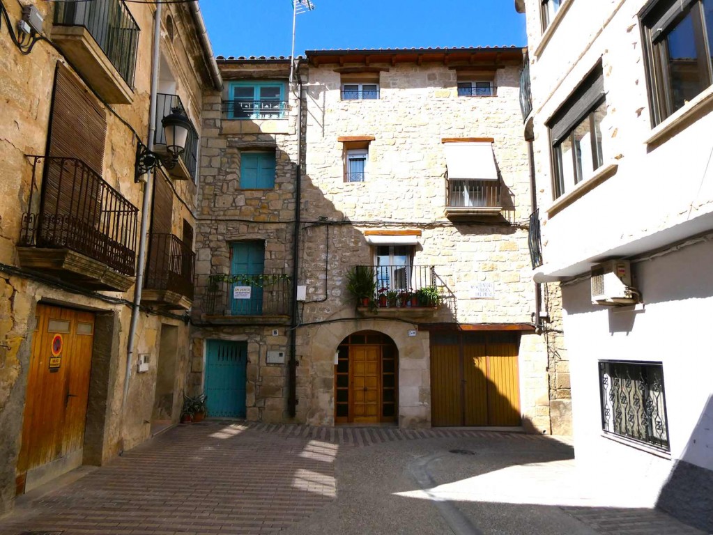 Imagen 2 de Casa de pueblo en Venta en Maella Zaragoza