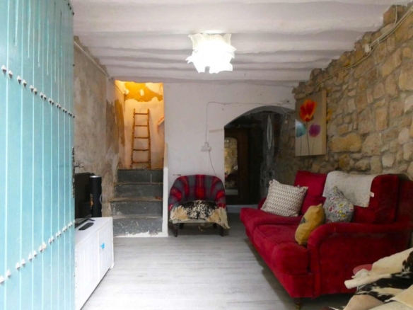 Imagen 3 de Casa de pueblo en Venta en Maella Zaragoza