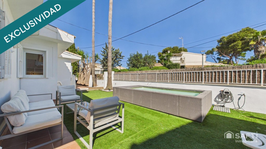 Imagen 1 de Villa con piscina privada y jacuzzi - Licencia turística para 8 personas - Can Picafort - Calle Tords