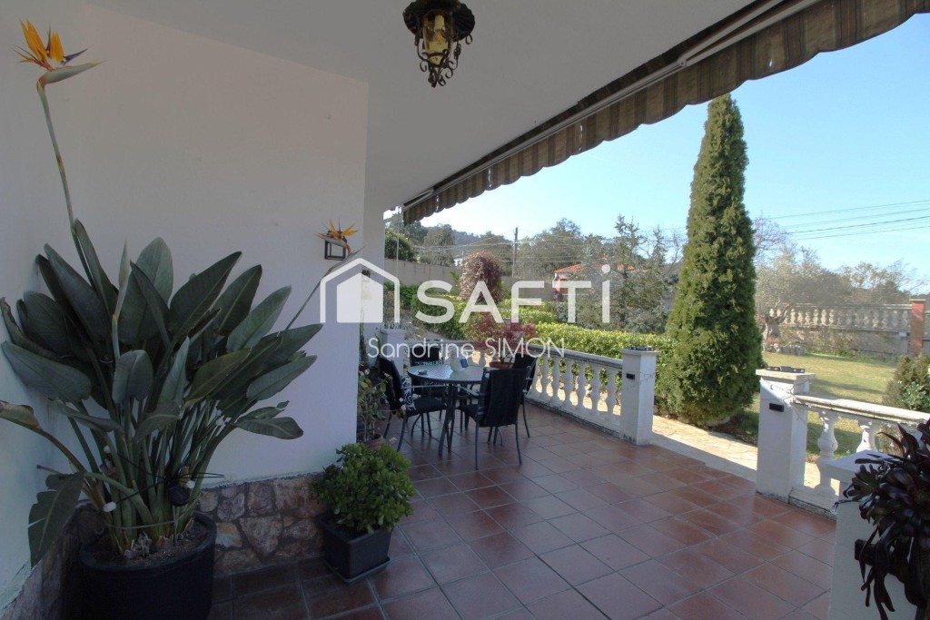 Imagen 2 de Preciosa y comoda casa de una planta lista para entrar a vivir!!