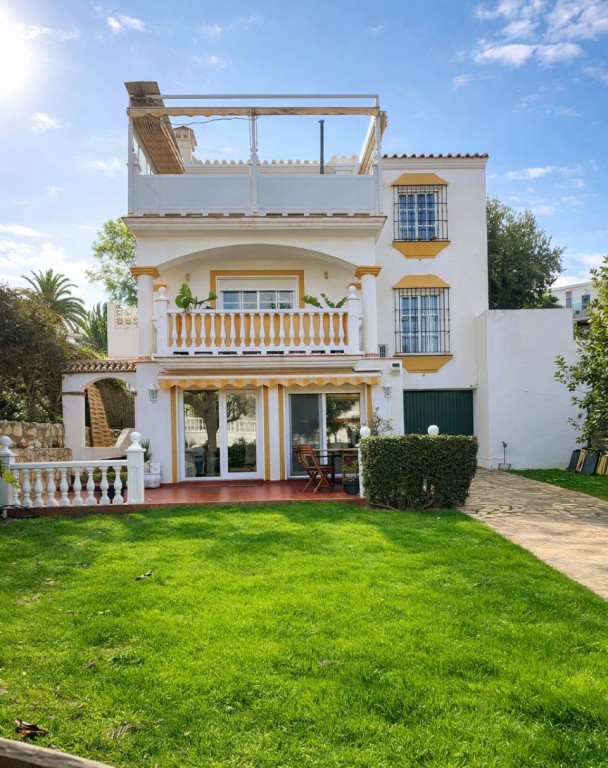Imagen 1 de Casa-Chalet en Venta en Caleta De Vélez Málaga