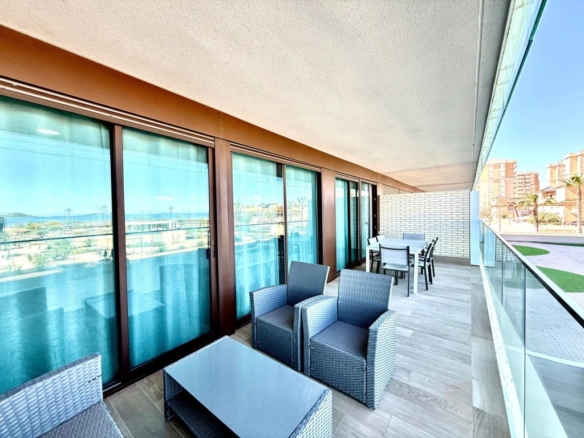 Imagen 2 de Apartamento con vistas espectaculares en Residencial Los Flamencos