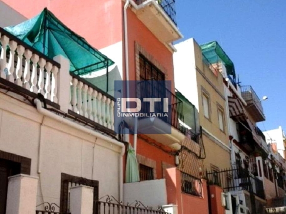 Imagen 1 de Casa en venta en c. felipe ii