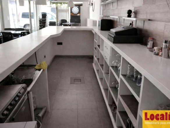 Imagen 1 de Alquiler de local de Hostelería en Torrelavega