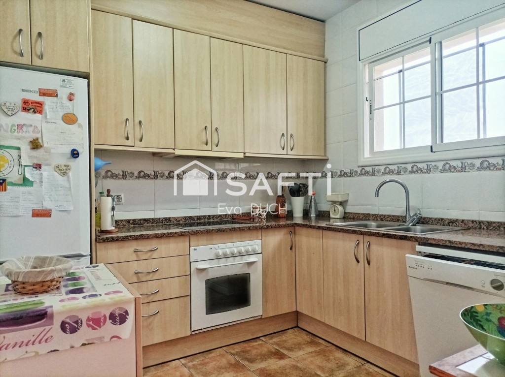 Imagen 3 de Casa unifamiliar con piscina en Montbarbat