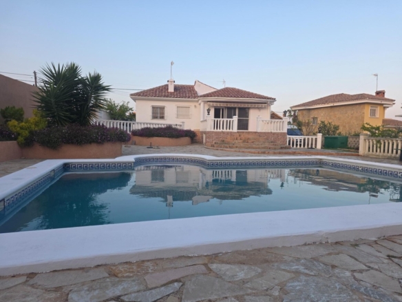 Imagen 1 de Chalet independiente