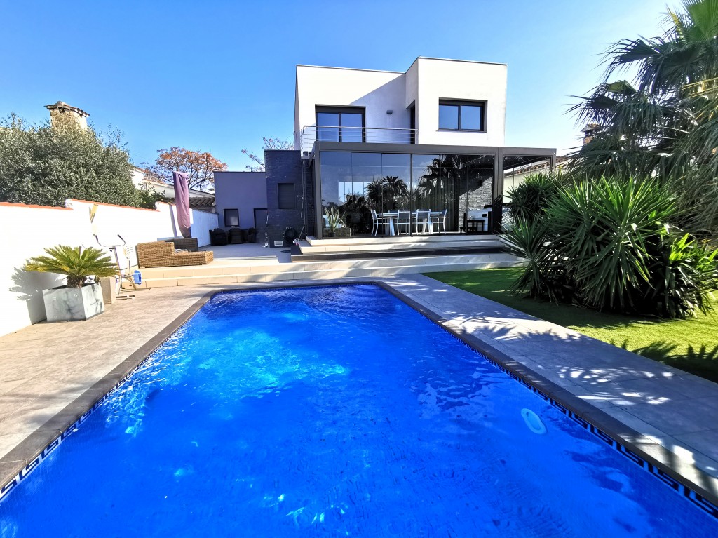 Imagen 2 de Casa-Chalet en Venta en Empuriabrava Girona