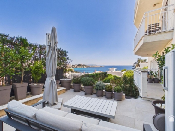 Imagen 1 de Exclusiva vivienda con acceso privado y vistas al mar en Sant Agustí.