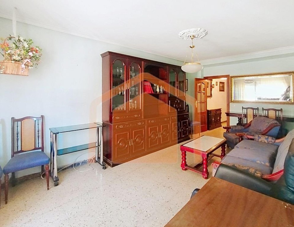 Imagen 3 de Vivienda amplia y luminosa muy céntrica