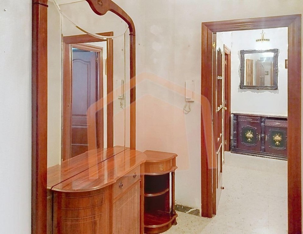 Imagen 4 de Vivienda amplia y luminosa muy céntrica