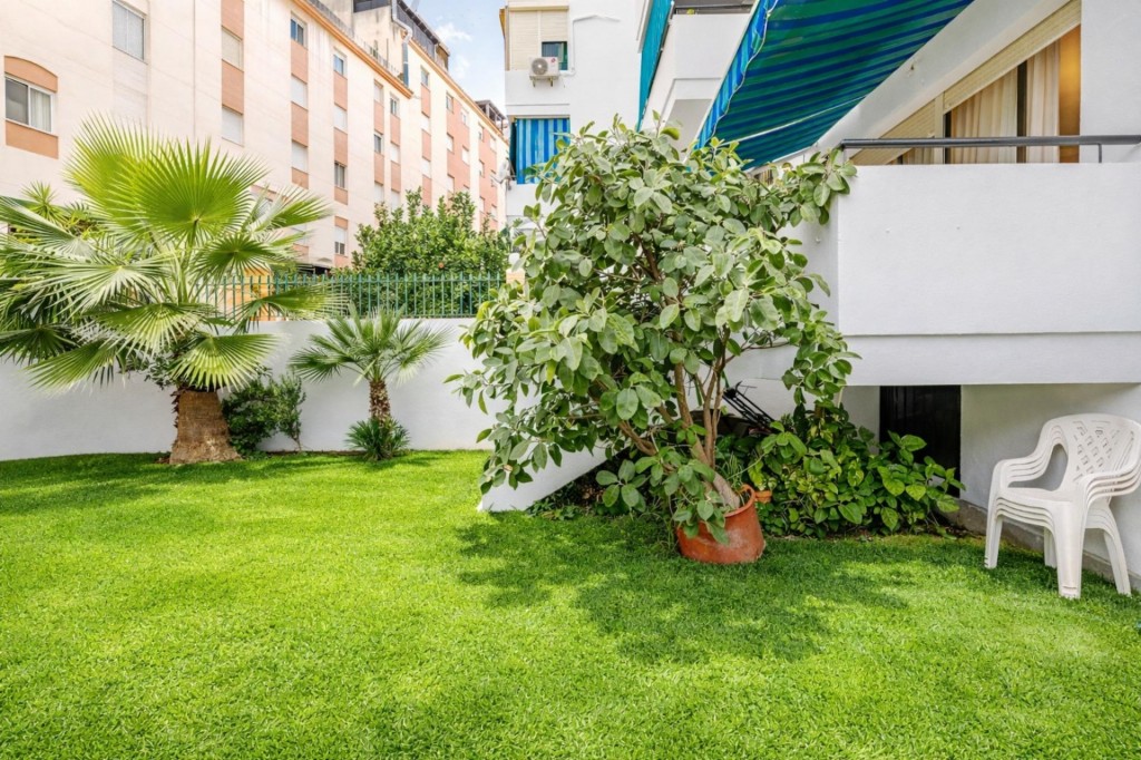 Imagen 2 de Adosada en Venta en Estepona Málaga