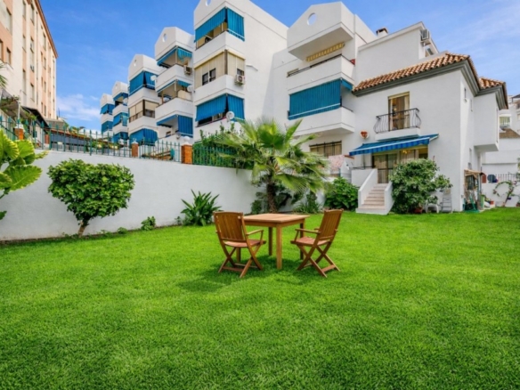 Imagen 1 de Adosada en Venta en Estepona Málaga