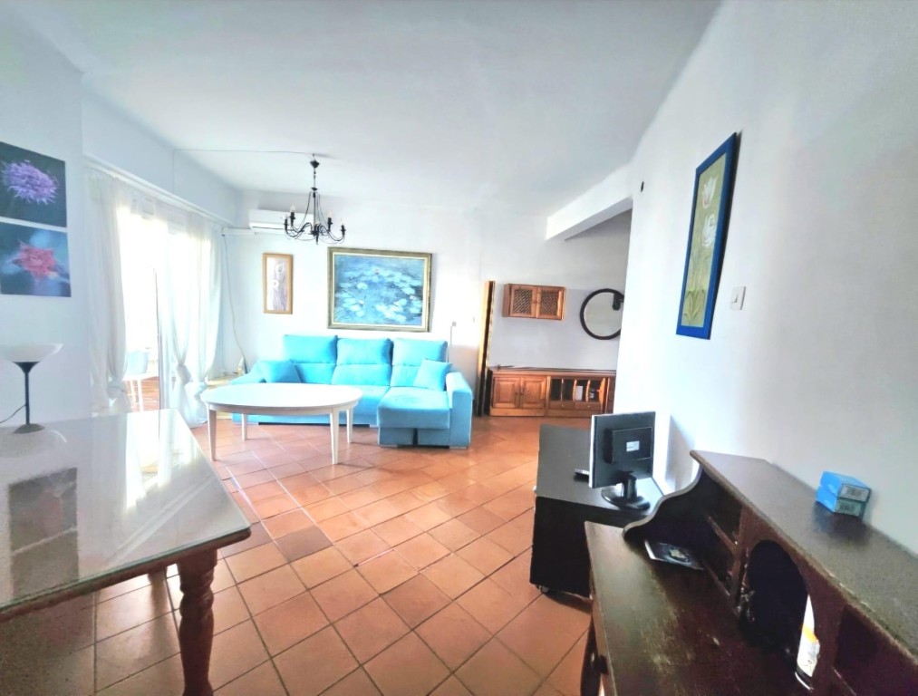 en pleno barrio del Porvenir