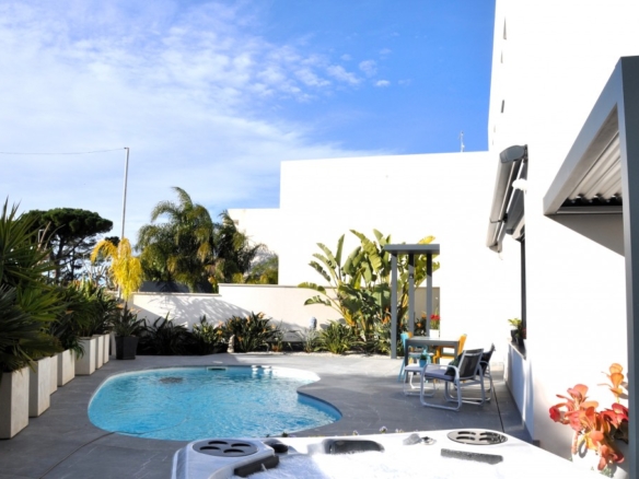 Imagen 4 de Casa-Chalet en Venta en Empuriabrava Girona