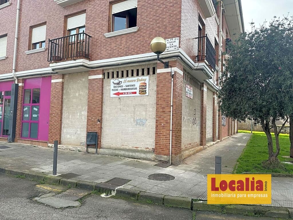 Imagen 2 de Local diáfano en bruto de 180m² situado en Cartes