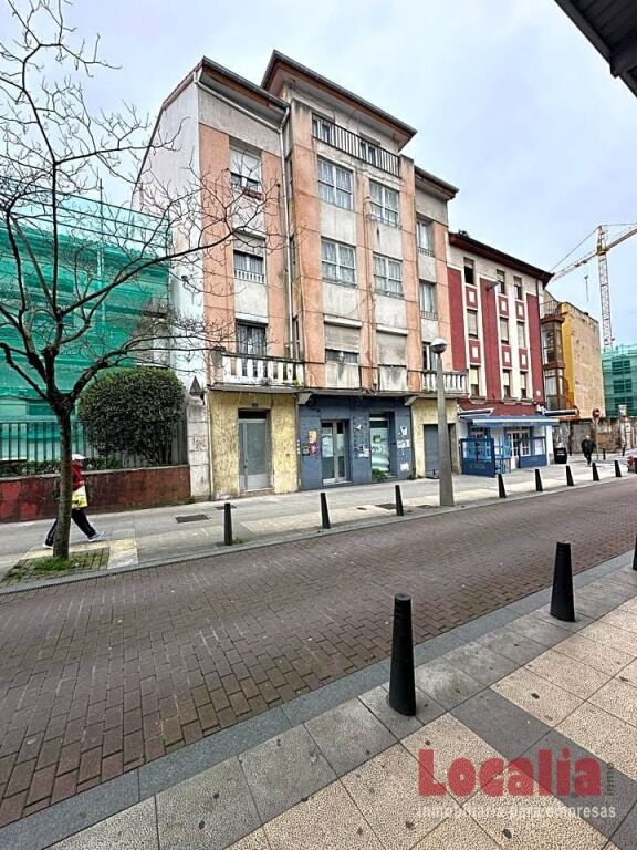 Imagen 2 de Oportunidad de Inversión: Edificio en Torrelavega