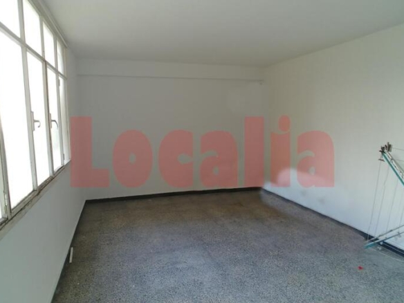 Imagen 2 de Local para convertir a vivienda