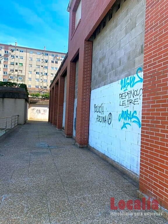Imagen 2 de Local diáfano de 600 m² en Santander