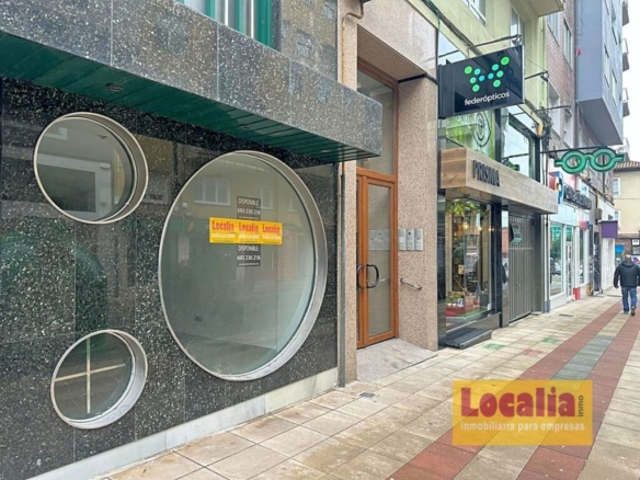 Imagen 3 de Local comercial / oficinas en el centro de Torrelavega