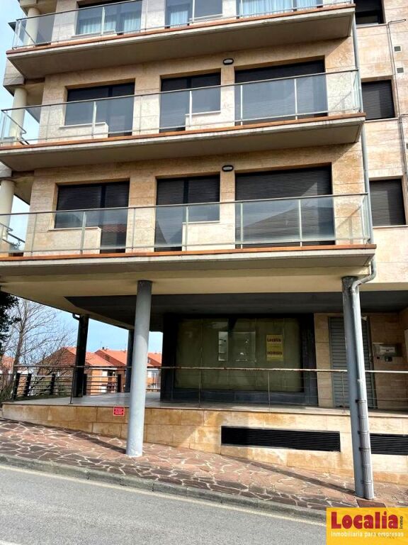 Imagen 2 de Interesante y amplio local en venta. Suances