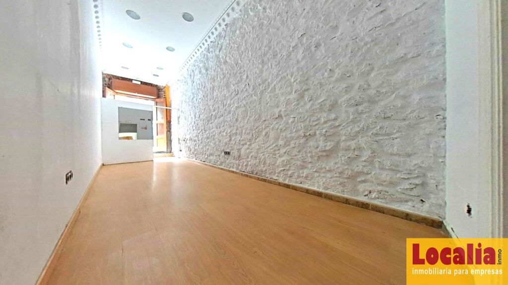 Imagen 4 de Céntrico y amplio local en el corazón de Santander