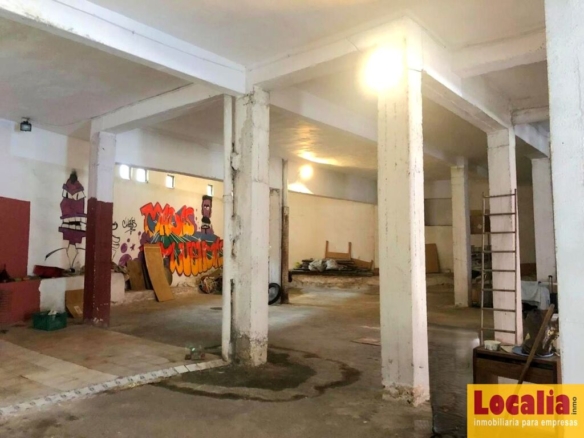 Imagen 2 de Local con posibilidad usar como nave