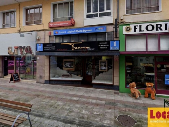 Imagen 2 de Local comercial en el centro de Torrelavega