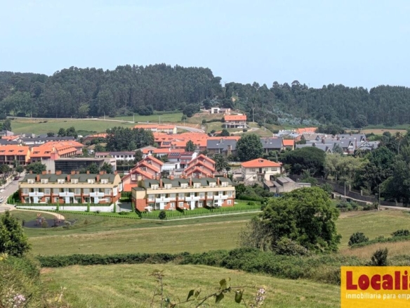 Imagen 1 de Obra nueva: vivienda con jardín y garaje