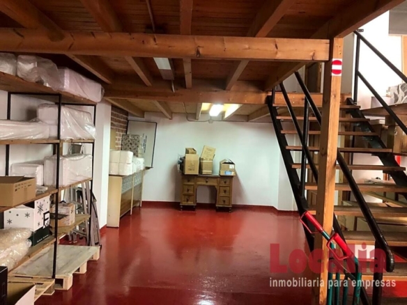 Imagen 3 de Buen local comercial en Torrelavega.