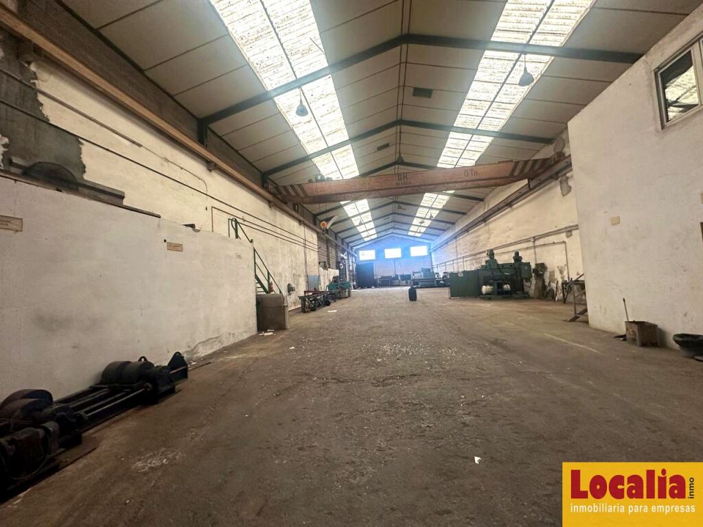 Imagen 2 de Nave de 800 m2 con Taller de Calderería