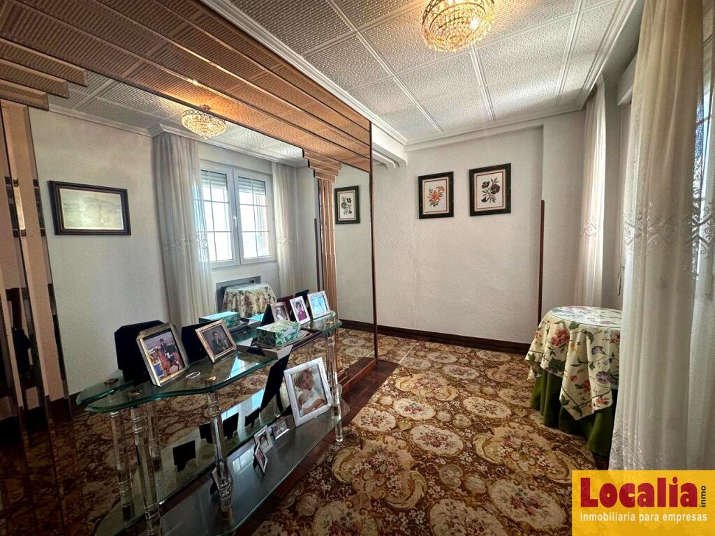 Imagen 1 de Atractivo y amplio piso en Astillero