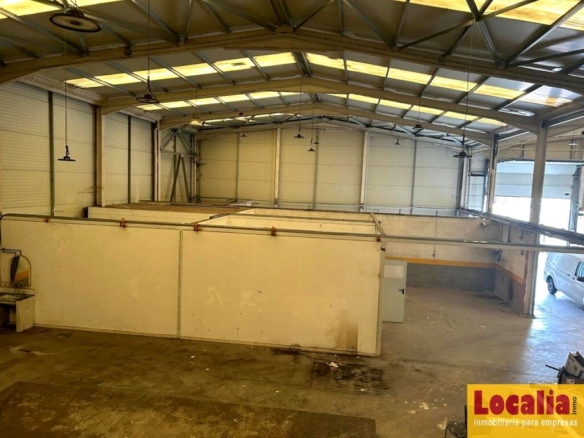 Imagen 3 de Impresionante Nave Industrial en Nueva Montaña