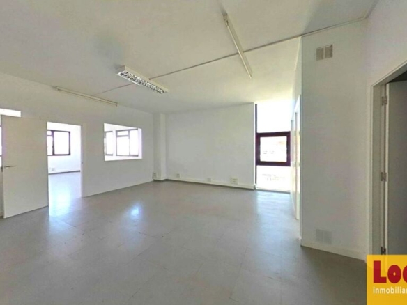 Imagen 1 de Local en edificio La Tejera