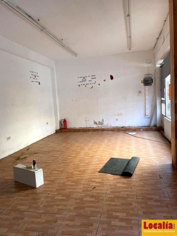Imagen 4 de Local en venta en Maliaño de 80 m2