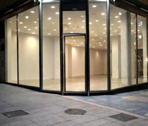 Imagen 2 de Local con gran escaparate y visibilidad