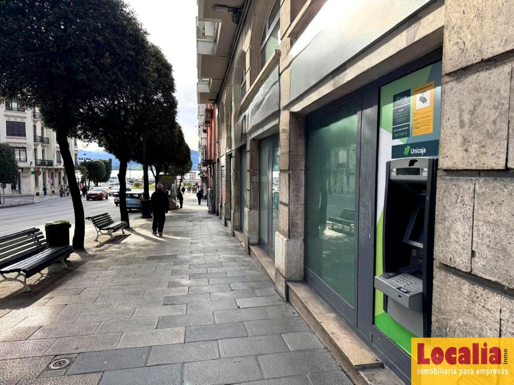 Imagen 4 de Local en alquiler en zona premium de Santander