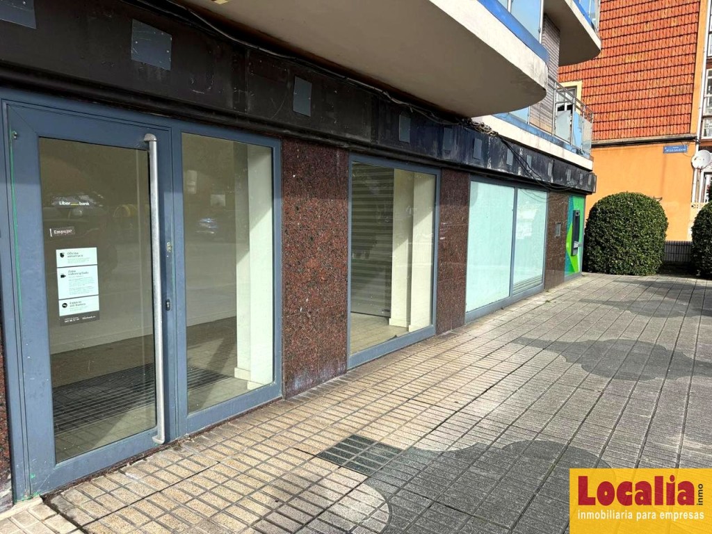 Imagen 2 de Venta atractivo local en Paseo Altamira