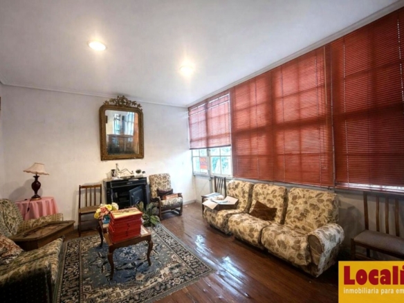 Imagen 3 de Edificio - Pensión en venta en Puente Viesgo.