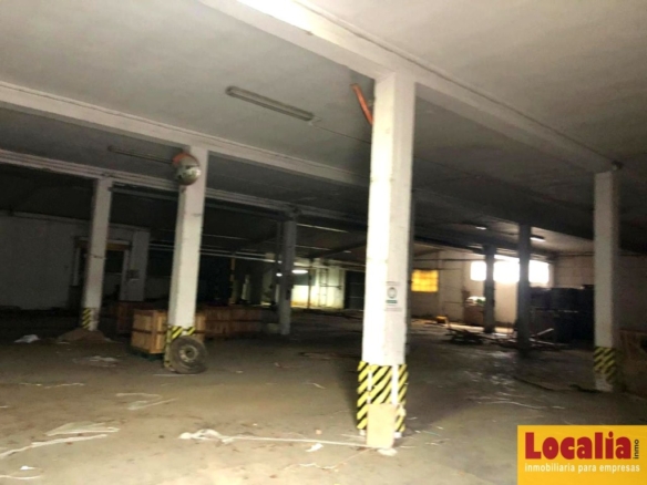 Imagen 4 de Venta de atractiva nave industrial en Cartes