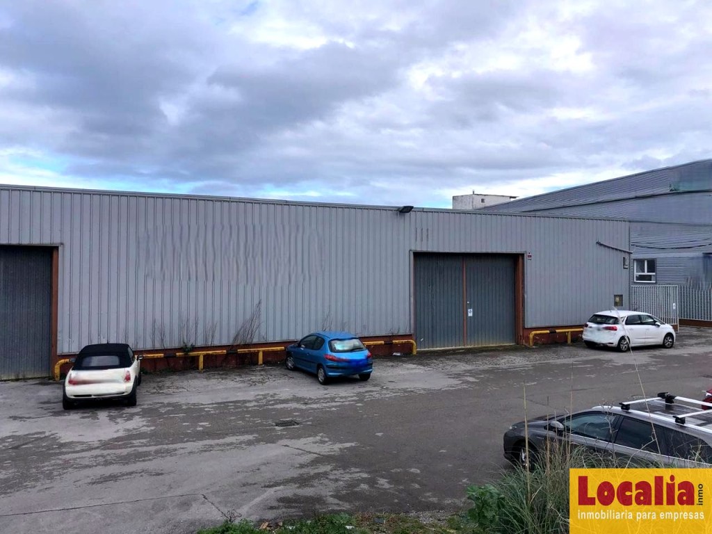 Imagen 2 de Venta de atractiva nave industrial en Cartes