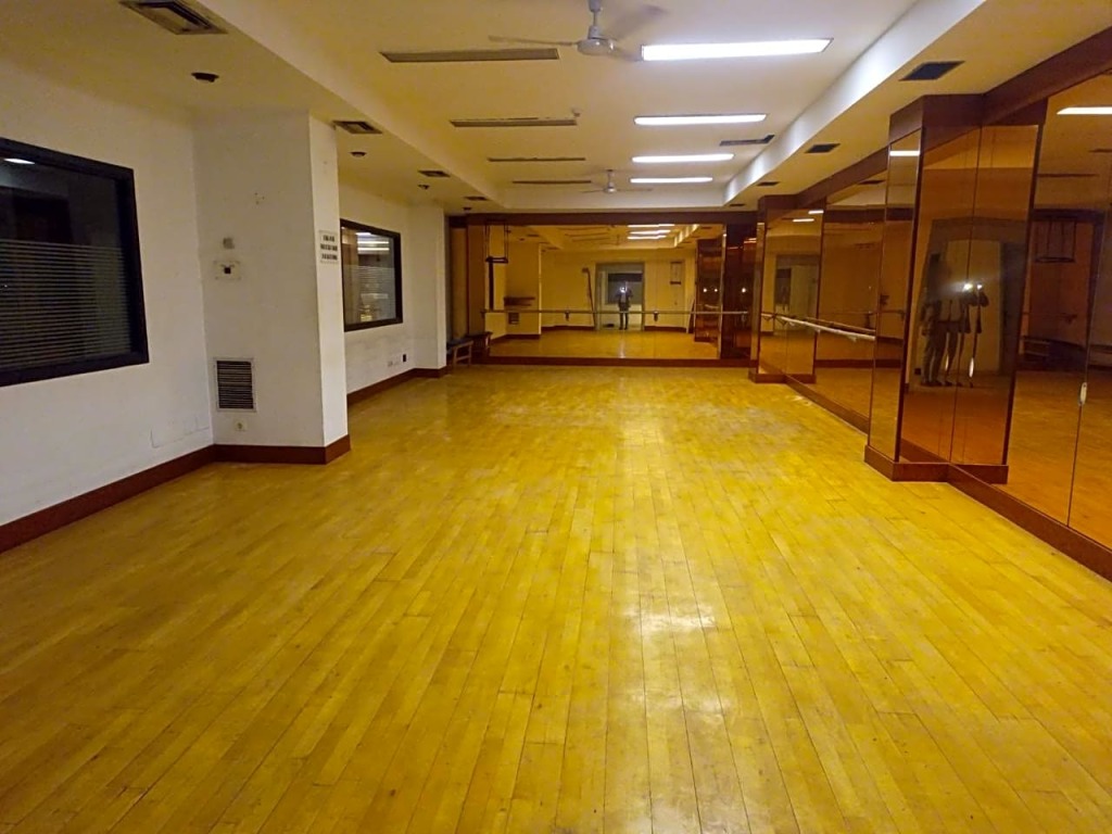 Imagen 3 de Local de 1600m² junto al centro de Santander