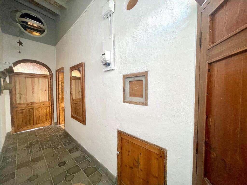 Reformada y con Gran Potencial de Ampliación