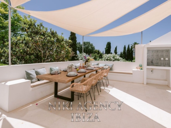 Imagen 4 de Casa-Chalet en Venta en Santa Eularia Des Riu Baleares