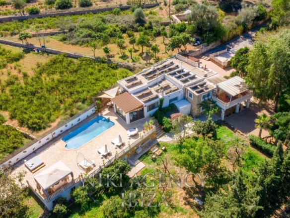 Imagen 1 de Casa de campo-Masía en Venta en Sant Joan De Labritja Baleares