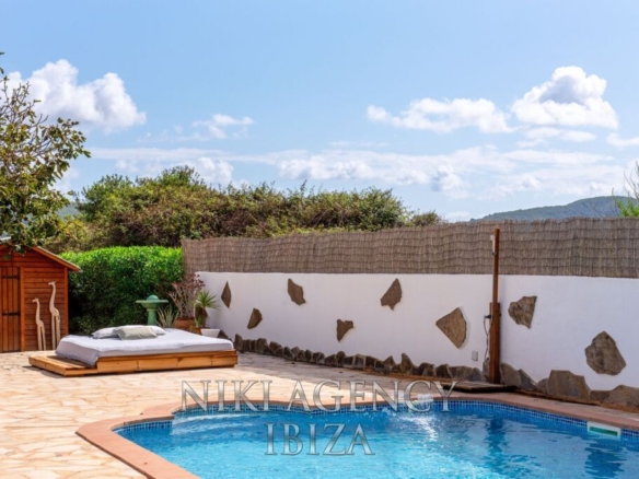 Imagen 4 de Casa de campo-Masía en Venta en Sant Joan De Labritja Baleares