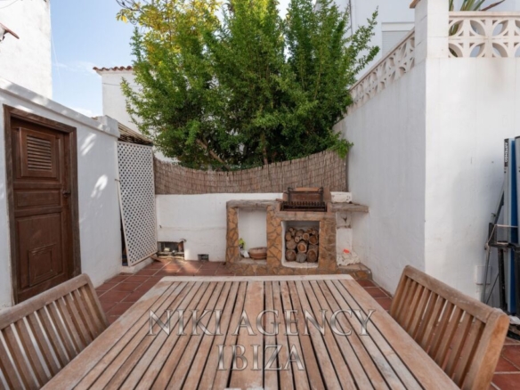 Imagen 4 de Casa-Chalet en Venta en Santa Eularia Des Riu Baleares