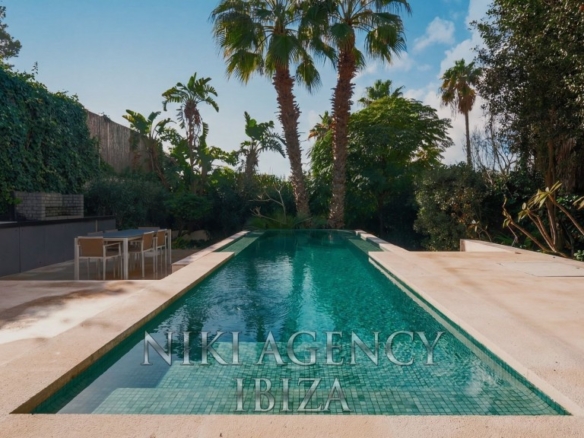 Imagen 2 de Casa-Chalet en Venta en Santa Eularia Des Riu Baleares