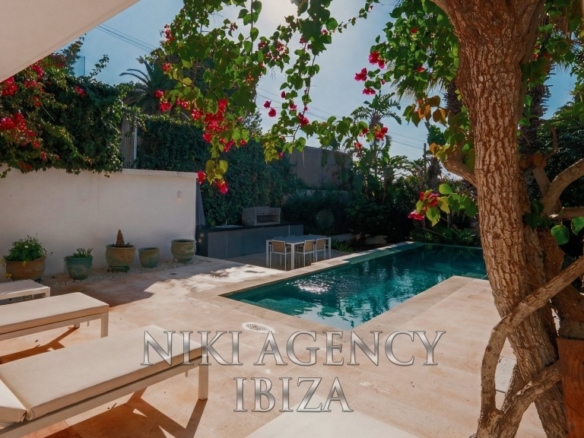 Imagen 3 de Casa-Chalet en Venta en Santa Eularia Des Riu Baleares